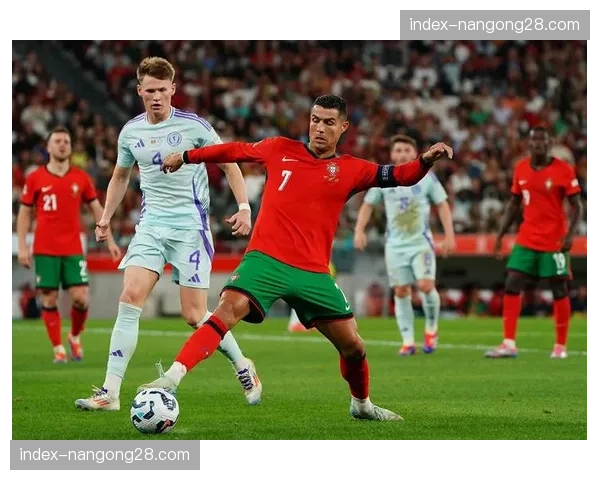 布伦特福德1-0小胜伯恩茅斯，伊万-托尼打入制胜球