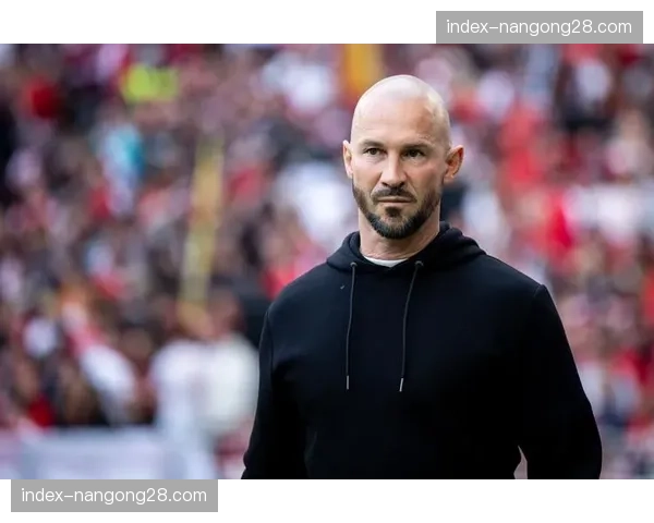 霍芬海姆2-2弗赖堡,两队主教练赛后均提及球员体能已达极限 霍芬海姆2-2弗赖堡,两队主教练赛后均提及球员体能已达极限